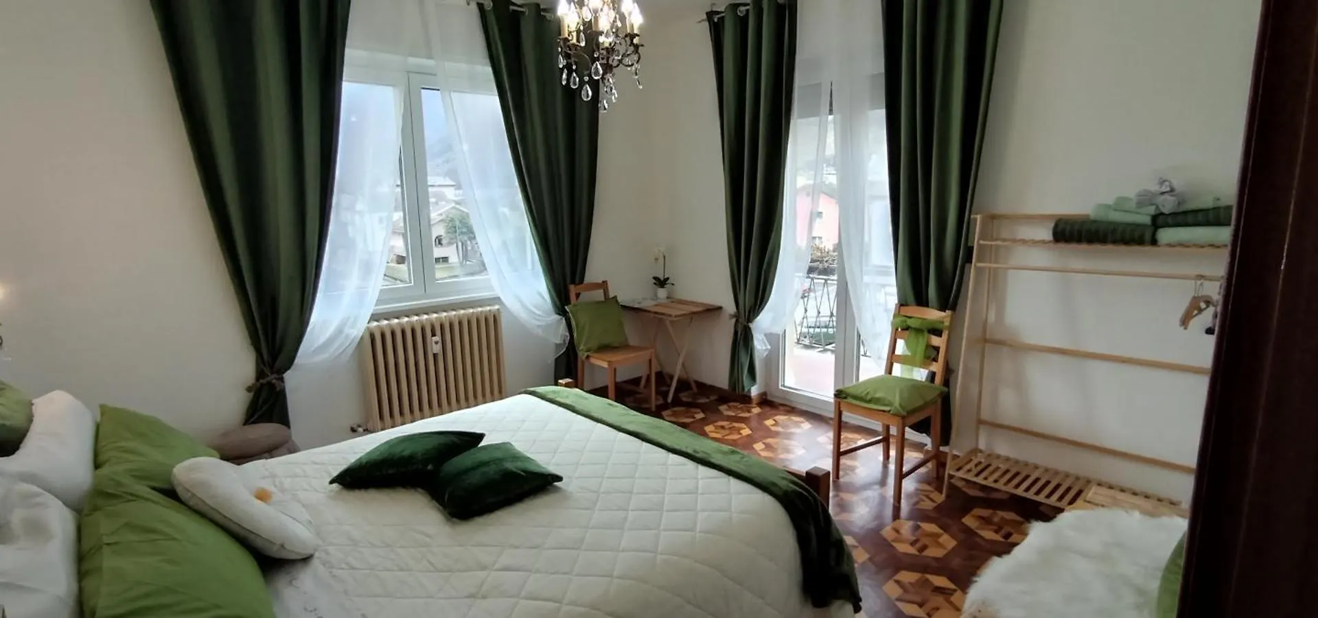 Tirano Express Apartments 2P
