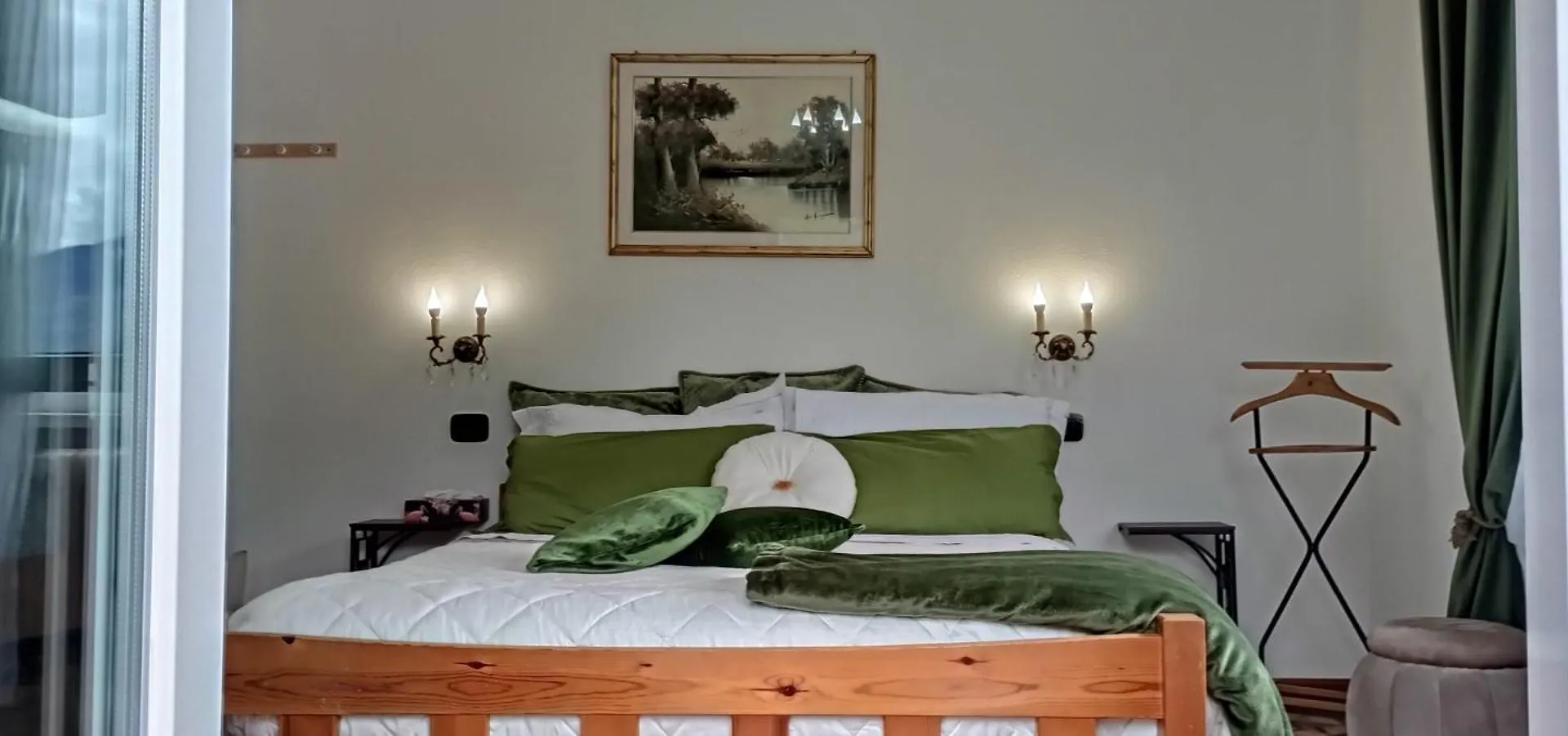 Tirano Express Apartments 2P