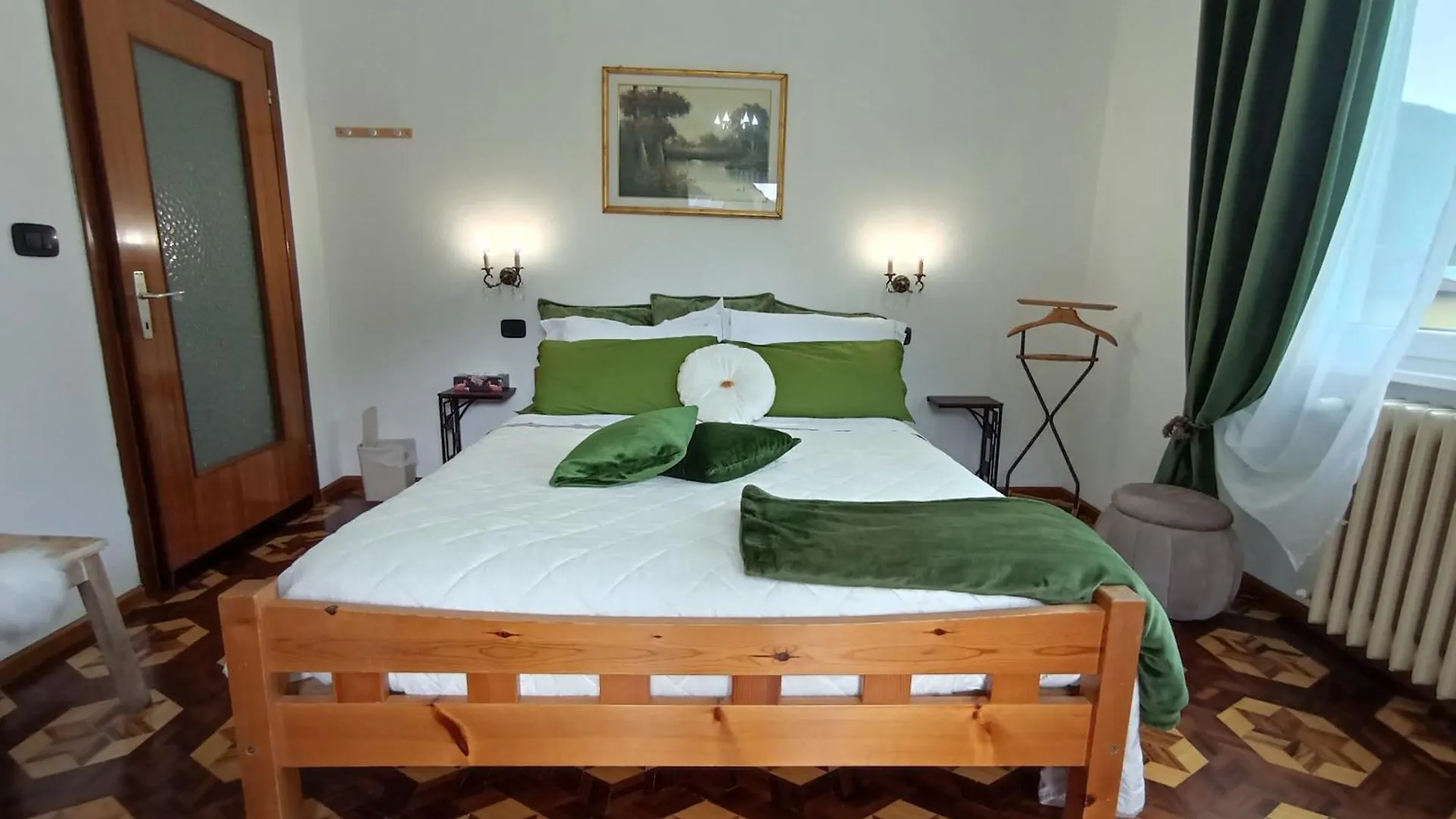 Tirano Express Apartments 2P